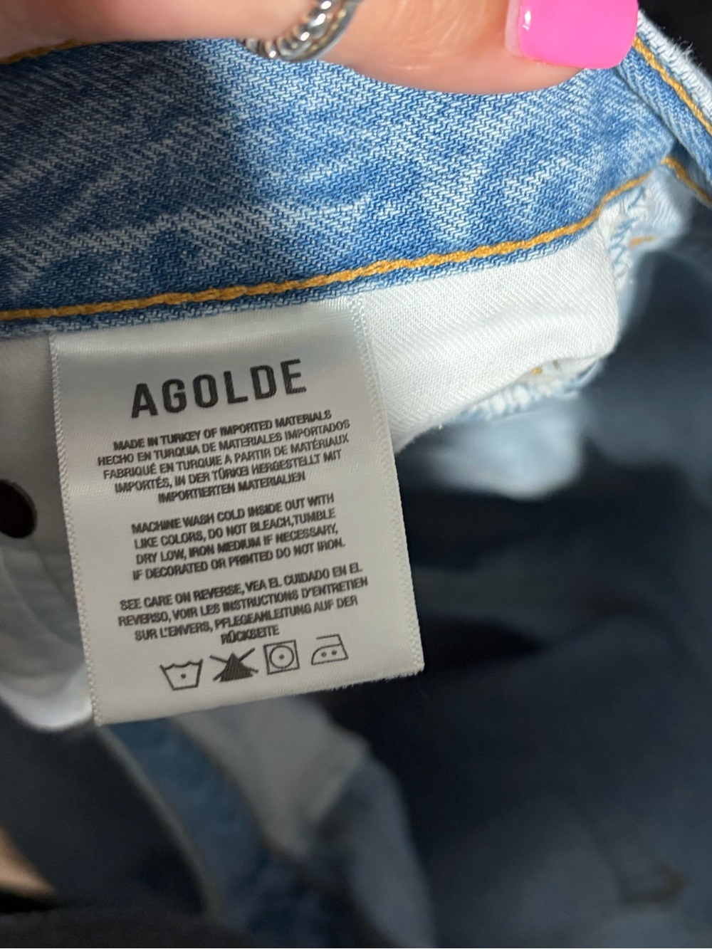 AGOLDE Risha Shorts - Picture 5 of 6